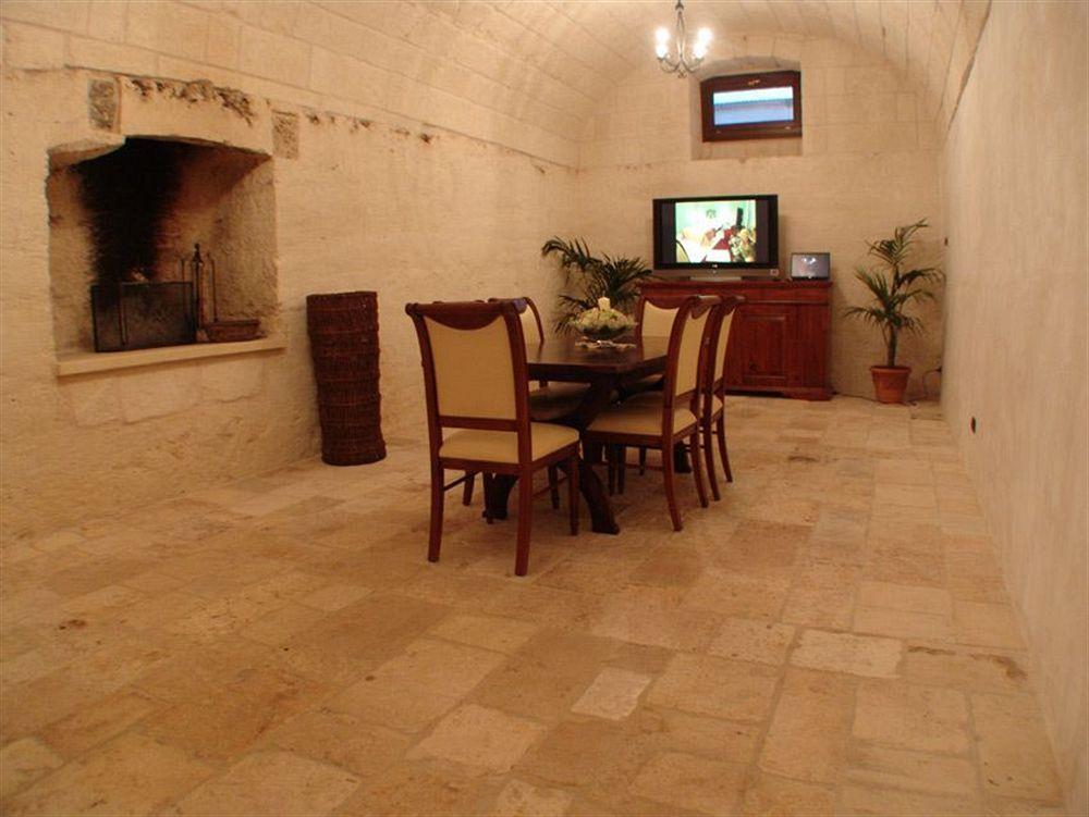 Hotel Masseria Fortificata Donnaloia Monopoli Exterior foto